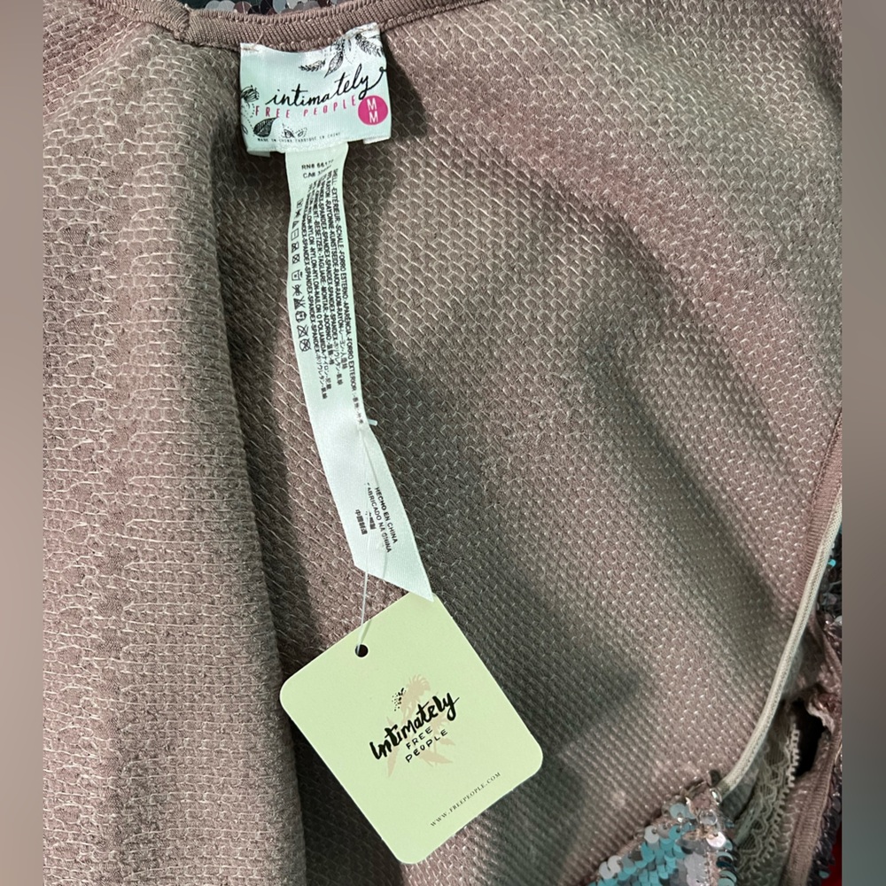 NWT Intimately Free People Rose Gold Sequined Spaghetti Strap Top - Picture 5 of 6